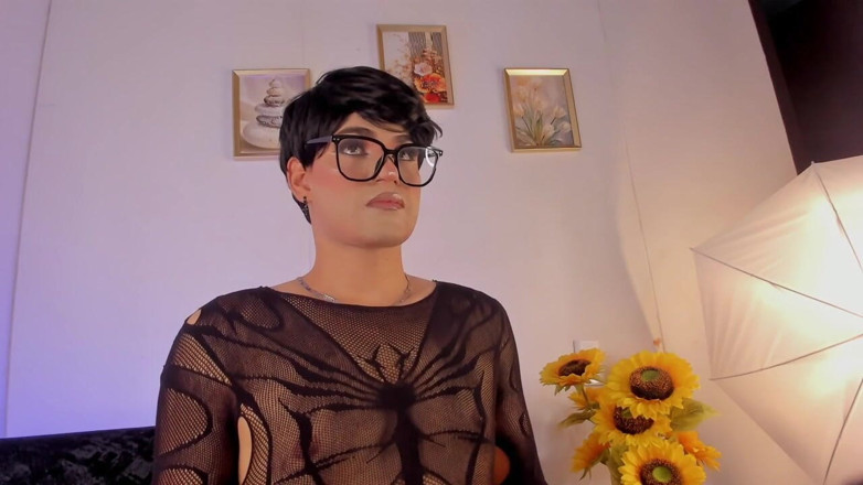 KenPrince: Femboy Ken Sissy ทําตัวเหมือน Pointe และเต้นเซ็กซี่สําหรับคุณ