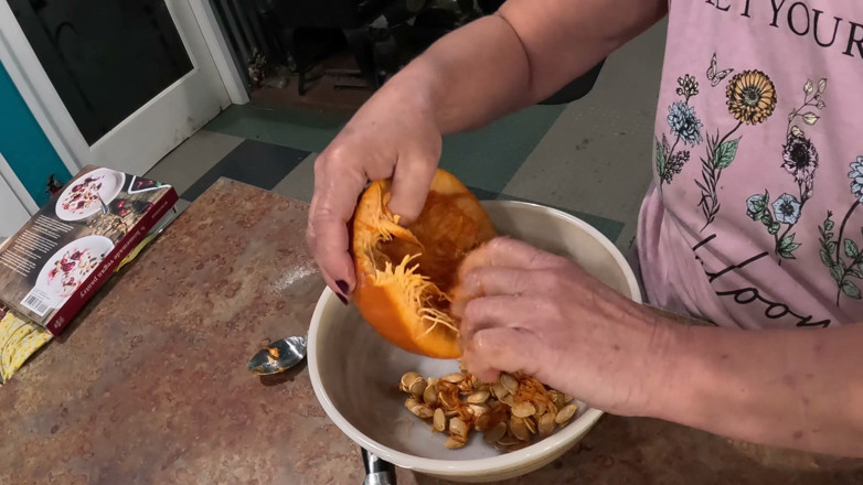 Homesteadmama: Cheryl cooks la torta di zucca
