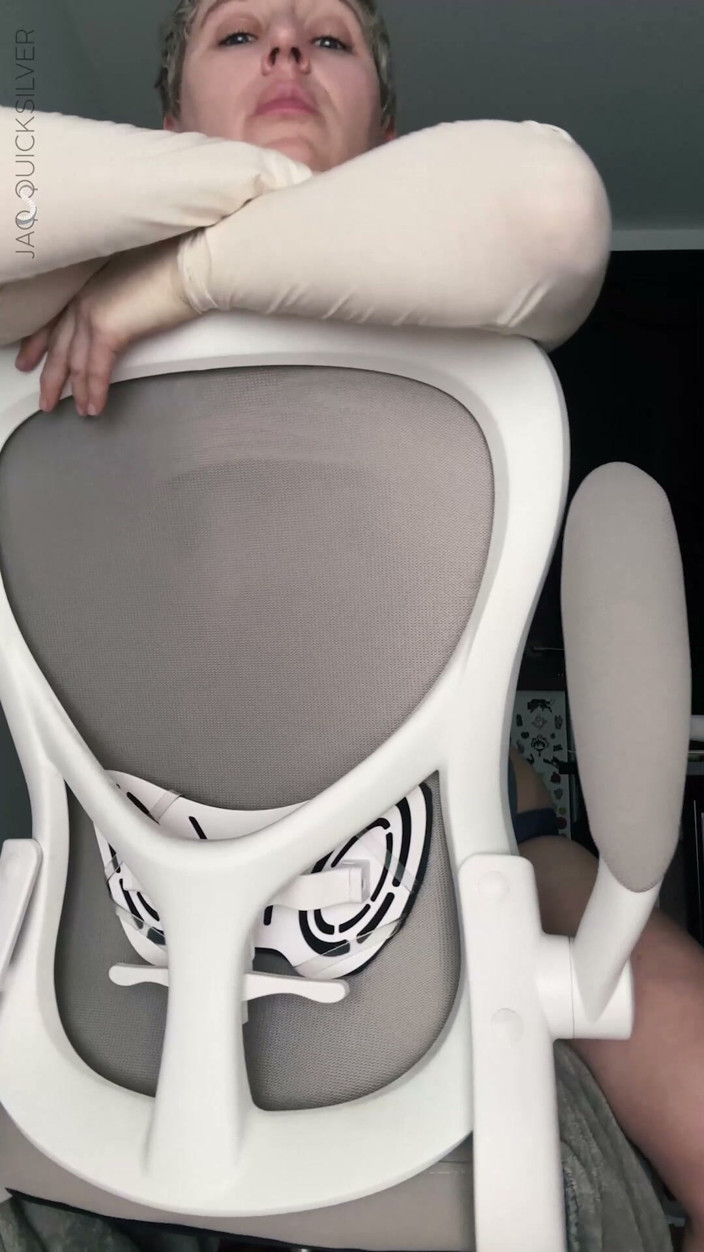 Jaq Quicksilver: Jaq's Horny New Outfit! POV Striptease and Fantasy Dildo Fucking...