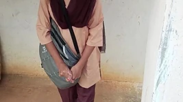 Follando de estudiante adolescente india