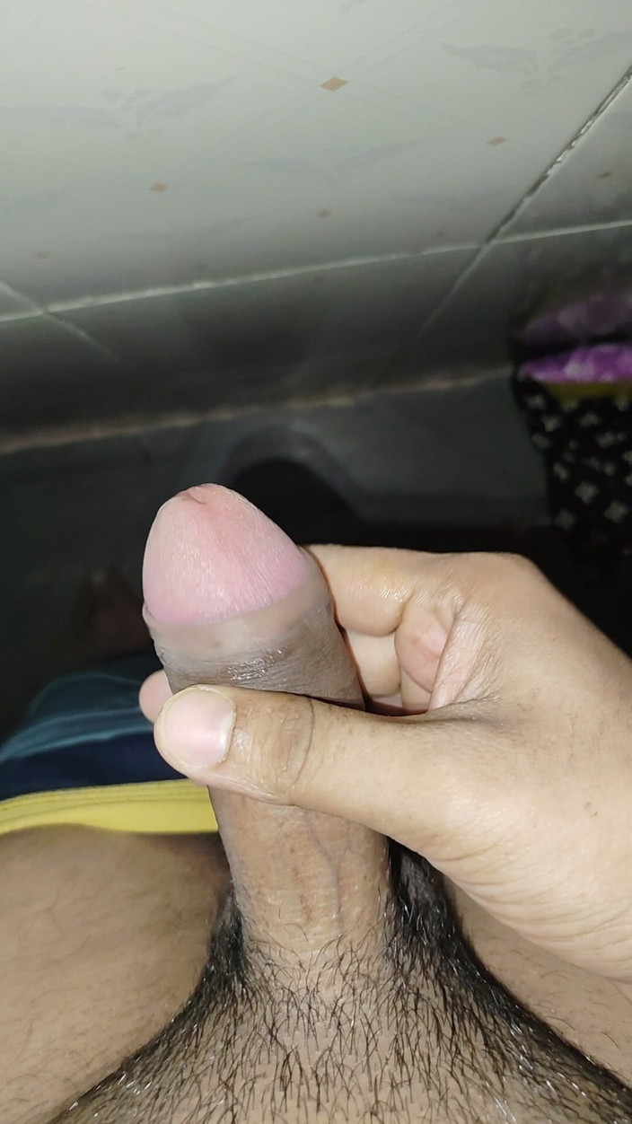 Aakashu09: Thủ dâm dương vật mạnh mẽ da đen không cắt