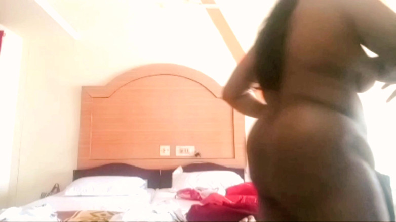 RenuRaj: Desi tamil bbw moglie latha grandi tette