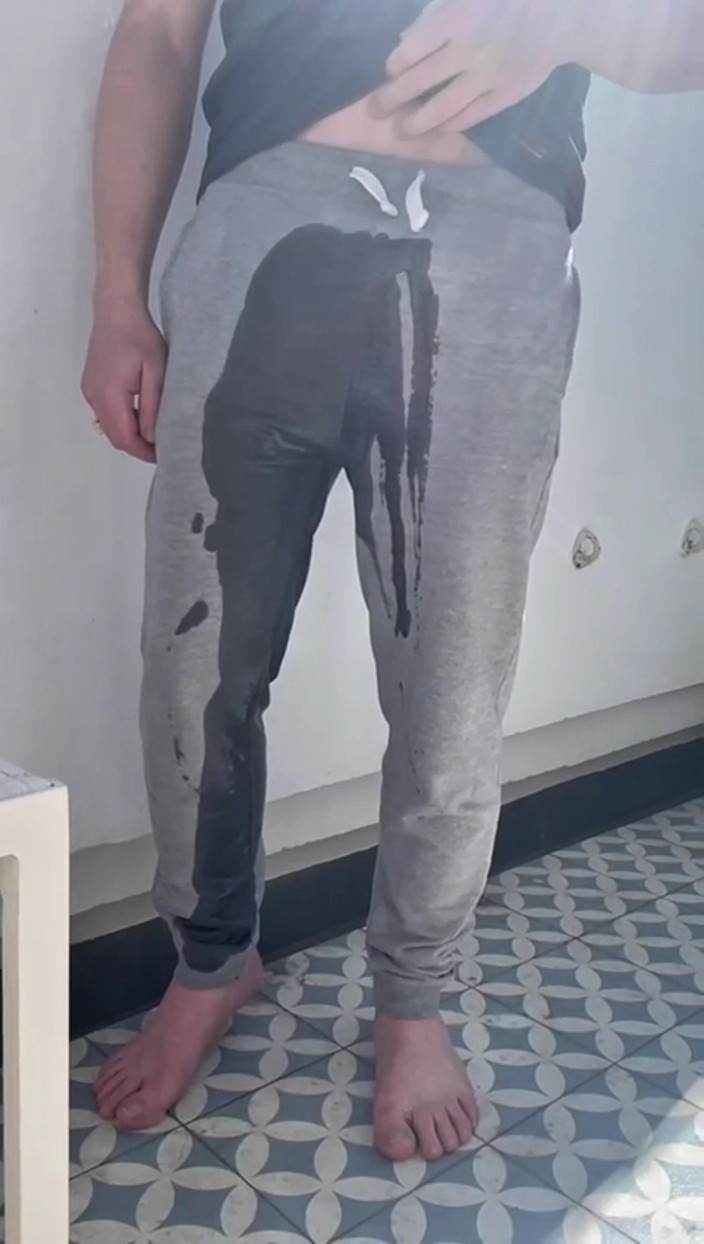 AmateurBoysPissing: Truth or Dare - Had to Piss and Wet My Pants