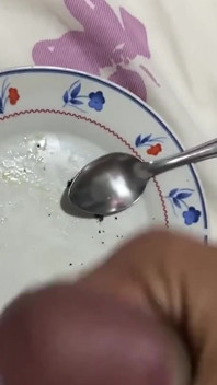 Miluji polykat své sperma po velkém dojení