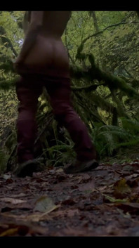 Striptease for Them Trees