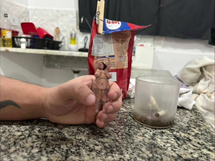 Mary Jhuana: Encogido grandota gigante mundo fantasía
