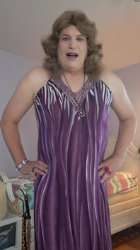 I Feel so Feminine in This New Dress!