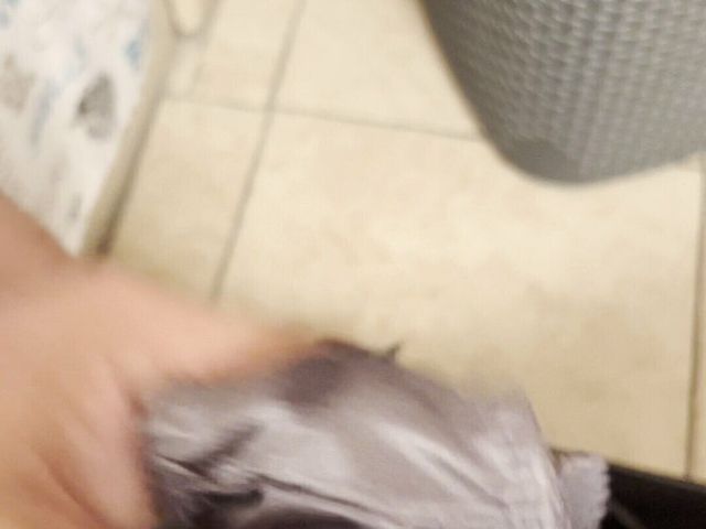 Multiple Motherinlaw Panty Jerk off (Bigbrook)