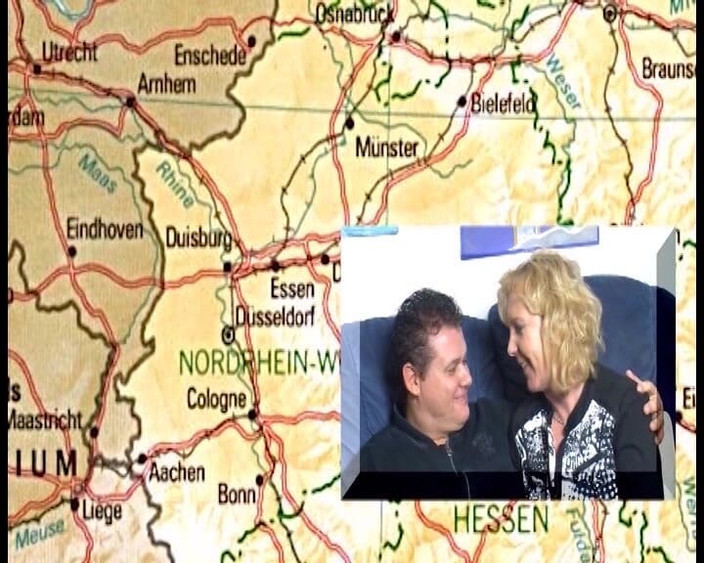 Amateur Pornos XXX: Neighbor Meetup Foursome - Vizinhos Alemães Com Tesão Trocam E Fodem...