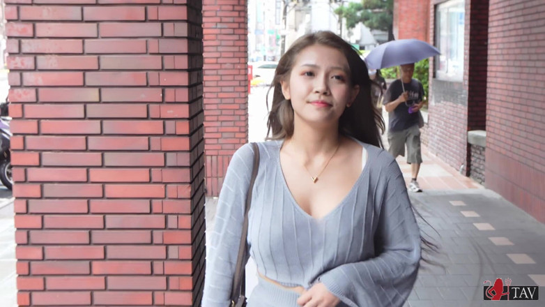 Asian Milfs n Teens: Сцена с чувственным минетом - Извращенные милфы и тинки