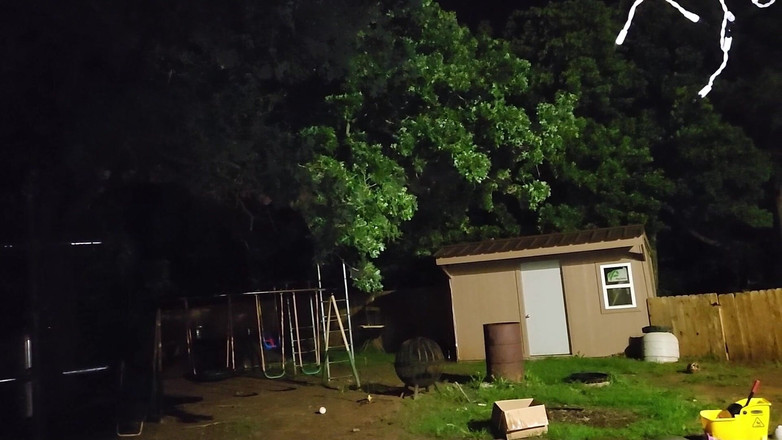 Mama_Foxx94: 激しい嵐と強烈なオーガズムの夜