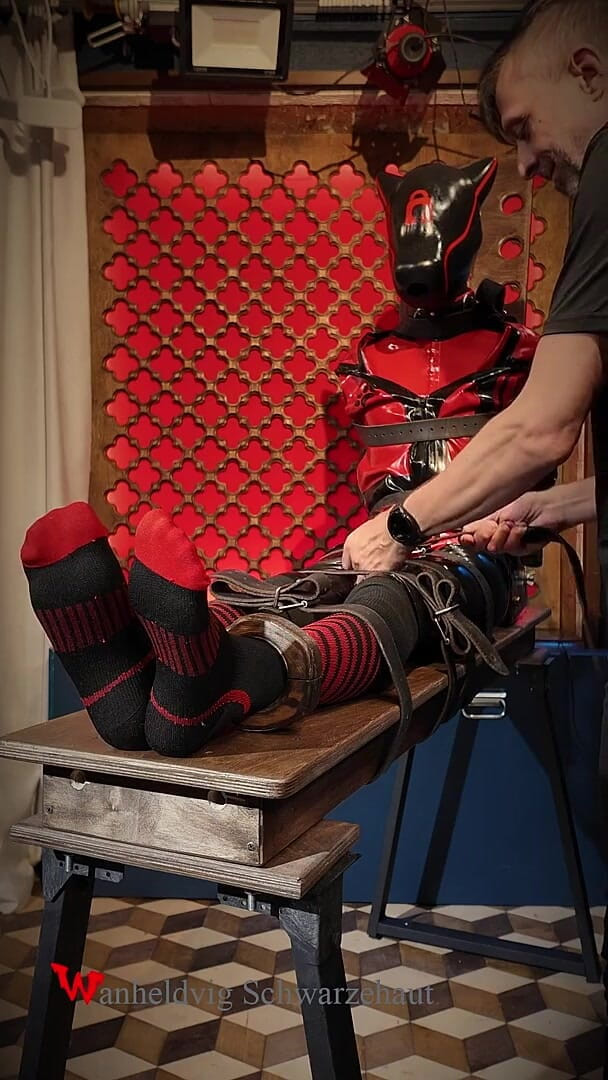 Wanheldvig: Slave Drone Tickling Session Silicone Suit, Socks &amp; Merciless Sole Play