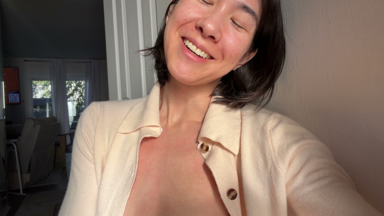 Ms_Emmy_Lynn: Fingers-only Solo Juicy Wet Shaved Pussy Moaning Orgasm