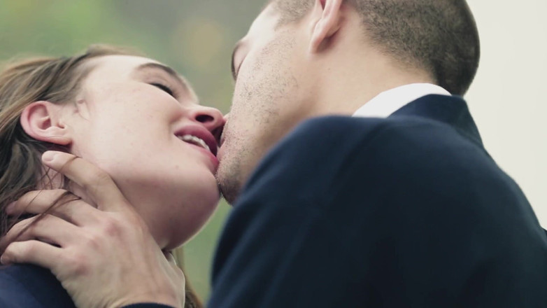 Sweet Sinner: Суперництво зведених сестер, сцена 1