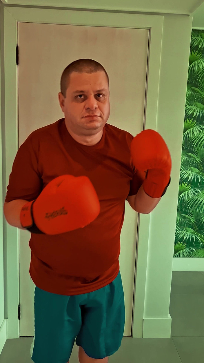 Punchbagplz: (keine Gewalt) POV-kampf Und Der Geheime Umzug in Der Sauna...