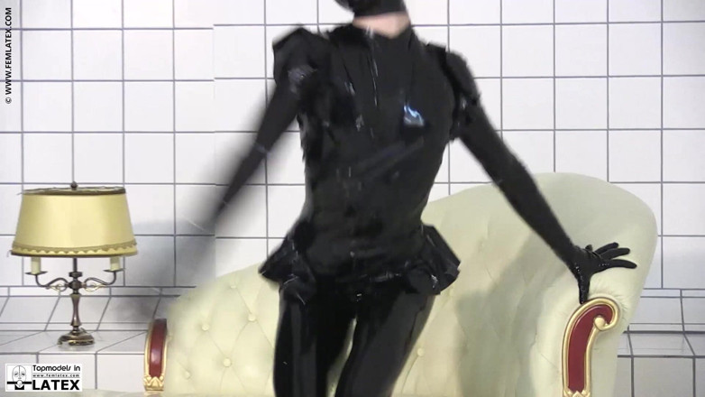 Gymnastic: Flexible Ballerina in Latex