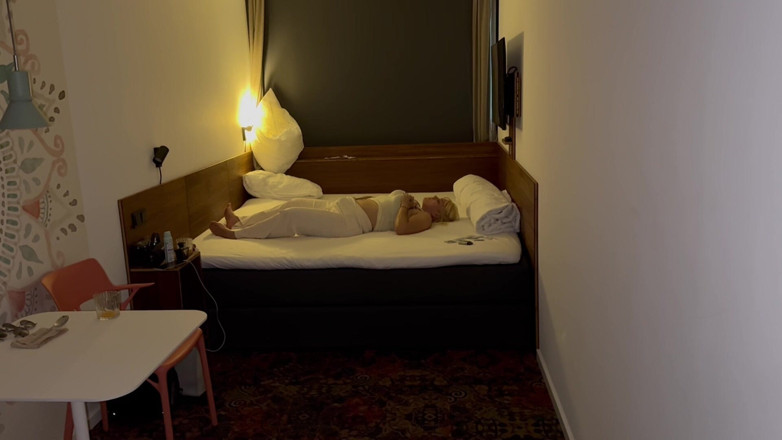 Bonieclydeerotik: Satisfacción De La Habitación Del Hotel Antes De Follar, Ella...