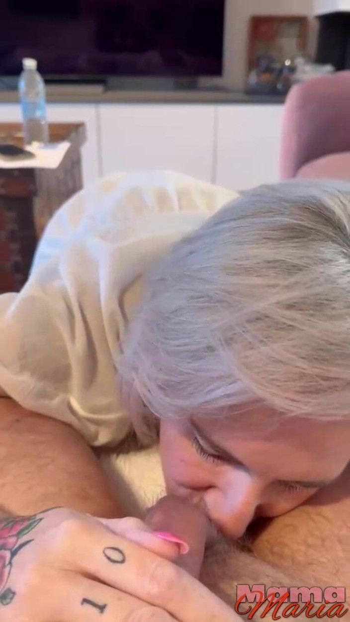 MamaMariaxxx: Băiatul vine peste piatră tare.. Nu am putut aștepta și l-am...