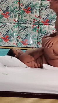 Prima volta al motel con la ragazza calda