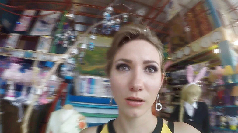 Angel The Dreamgirl: Купівля нового живого манекену, частина 1