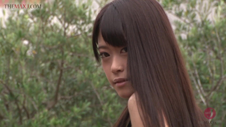 Asian happy ending: Zjistila, že si honí kalhotky, a tak se rozhodla, že mu to...