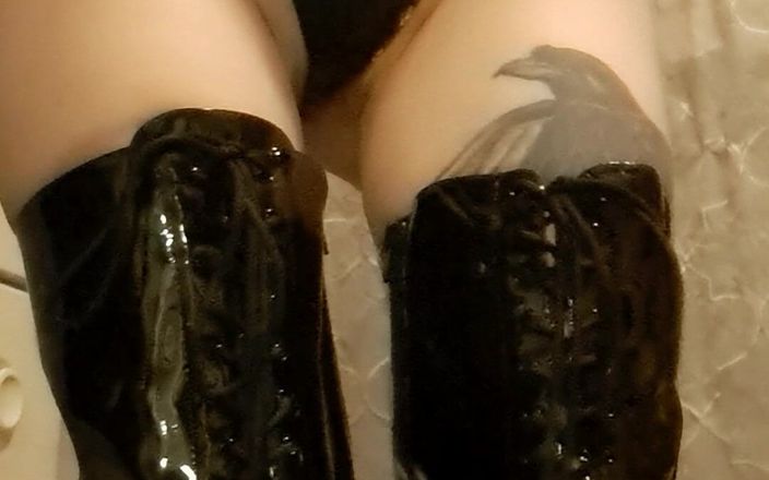 PandoraSG: 羞辱肯定 - 我比你的女朋友好