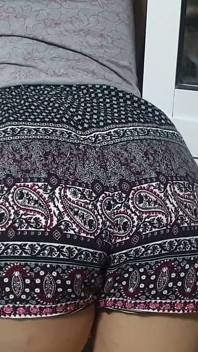 Skakałem, gdy wisiałem i stałem, aż mężczyzna przyszedł i uzdrowił mnie i wstał za mnie wróciłem i na mój dwór