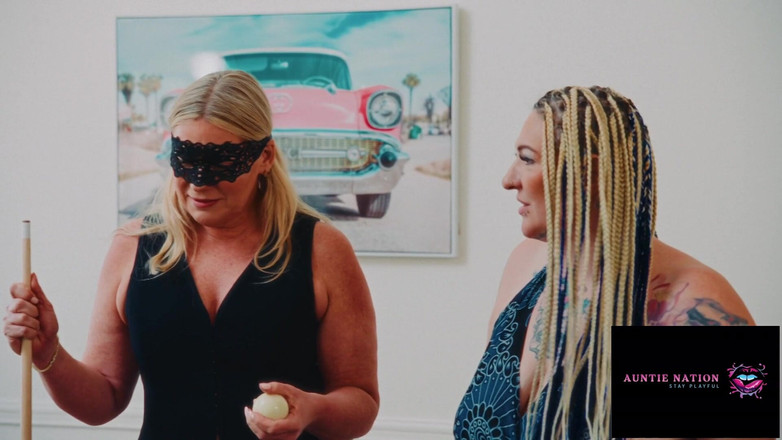 Auntie Nation: Zondag Bijzetstuk