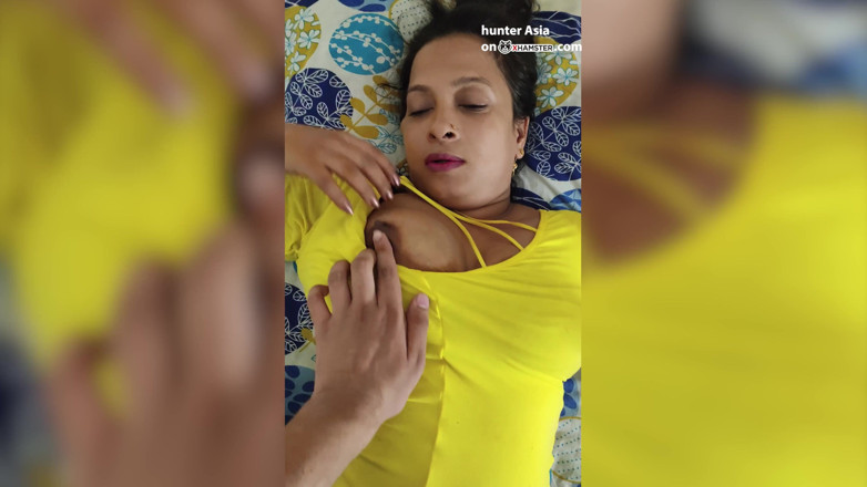 hunter Asia: meri kaamuk parosi aanti ko chodna