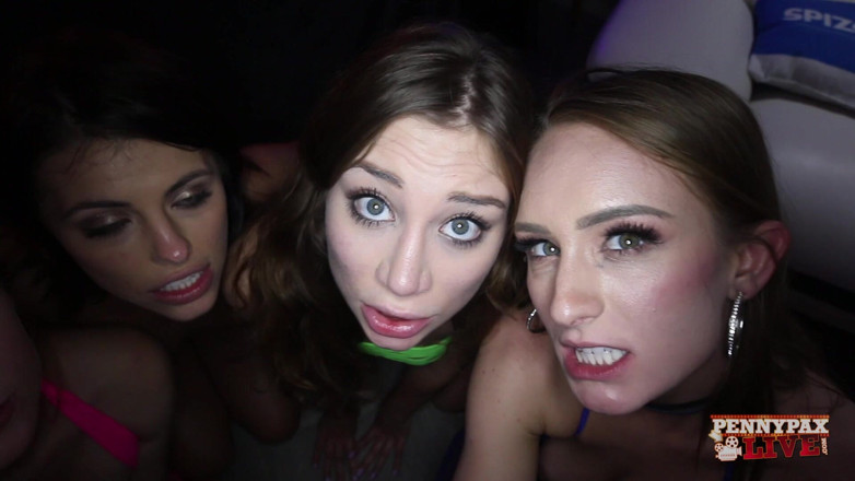Penny Pax: 4 perempuan jalang - 1 zakar!