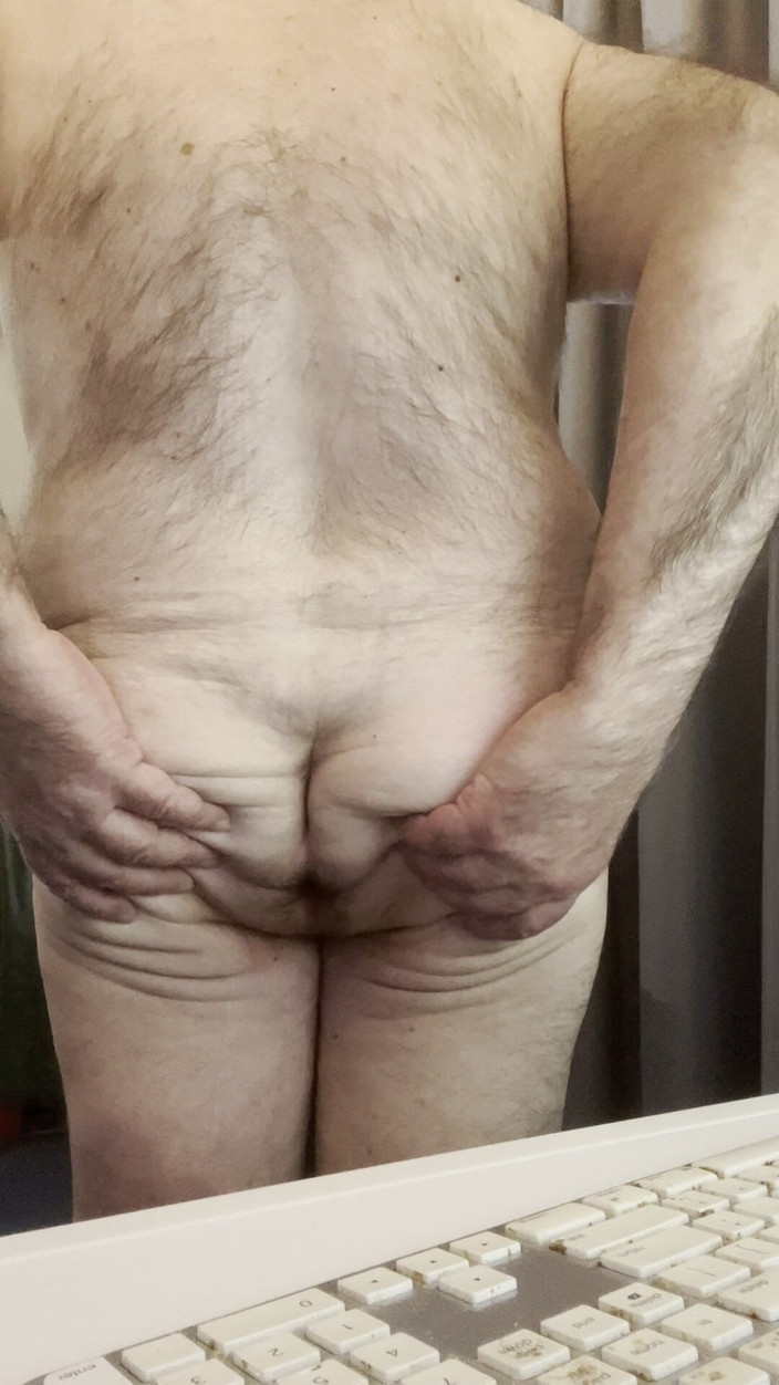 Coach Karl dude lodge: 2026 Valentýn Coach Karls Butt