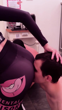 Po sportovní lekci byl otrok oznámen
