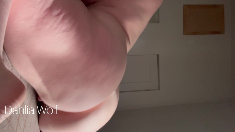 Dahlia Wolf: Nejlepší velký zadek čůrák na koni Velká prsa poskakující cowgirl