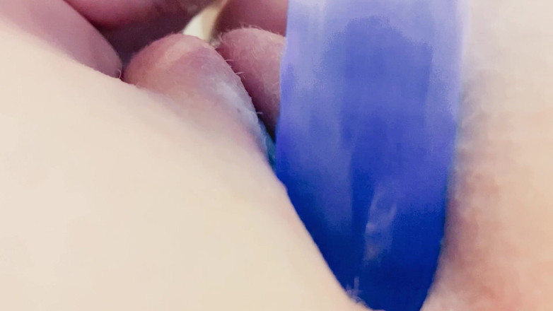 AmyHi: 엉덩이 젖은 보지 소리와 보지 오르가즘 클로즈업