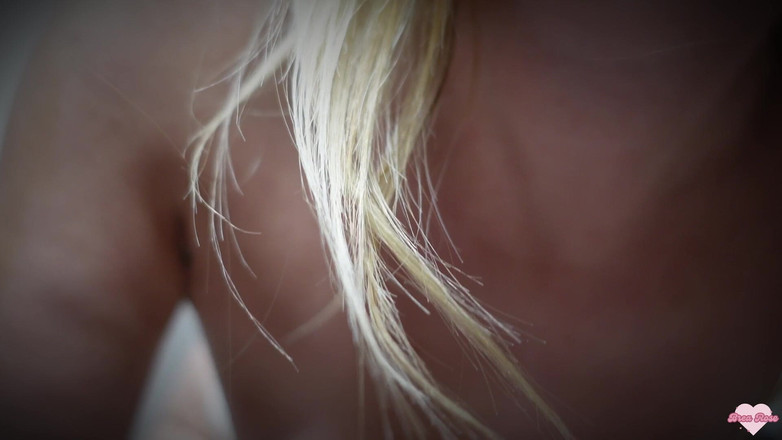 Brea Rose: Il figliastro Sneakily scopa la matrigna