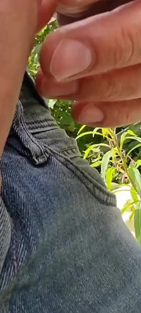 Draußen mit meinem großen, fetten schwanz spielen