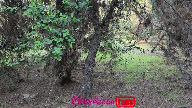 Riderqueen BBW Step Mom Latina Ebony: Riderqueen अकेले, आउटडोर, प्रशंसक वीडियो