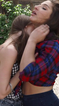 Teen Riley Reid has lesbian sex with her girlfriend Abella Danger