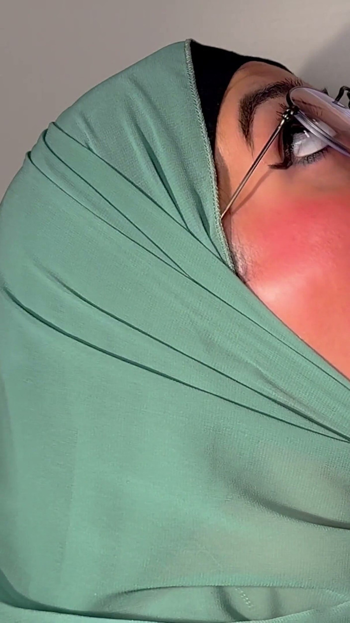 Aaliyah Yasin: Hijabi Aaliyah Yasin ger en super slarvig avsugning