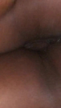 hot raat ka seks subah ki lakri ke saath pith se uthi phooli gand vaali sanvli kamsin apni tang gili choot men garm choot men viry men samaapt hoti hai
