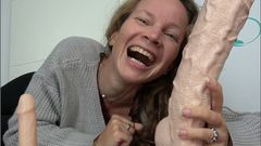 Annika Rose: Porovnání ocasů - 11 Cm vs. 40 Cm