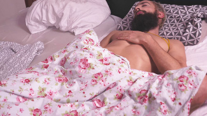 Jerking studs: Mokrý sen