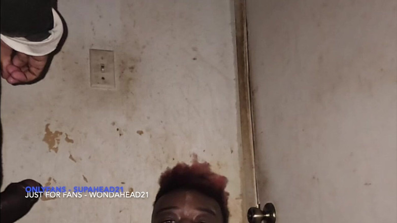Wondahead21: Facefuck Whore for Christmas