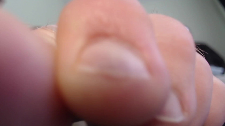 Hunky time: Bos lurus mendominasi dan menghinakan