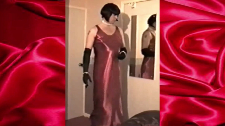 MoniqueSatinTv: Amant en satin rouge