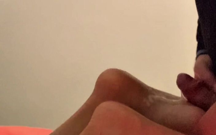 Niki studio: 운 좋은 팬에게 핫한 풋잡 - 발바닥에 사정