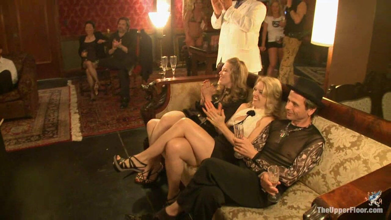 The Upper Floor by Kink: 上層階ポールパーティー
