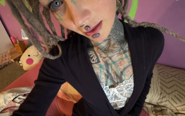 Anuskatzz: Solo provocação e masturbação com conversa suja alemã