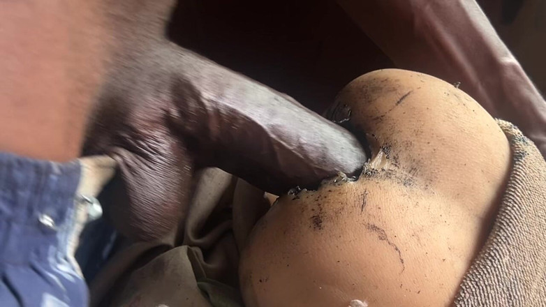 Bangcum8: Xvideo हॉट बड़ा लंड गहरी गांड चुदाई वाली रंडी को तंग करता है