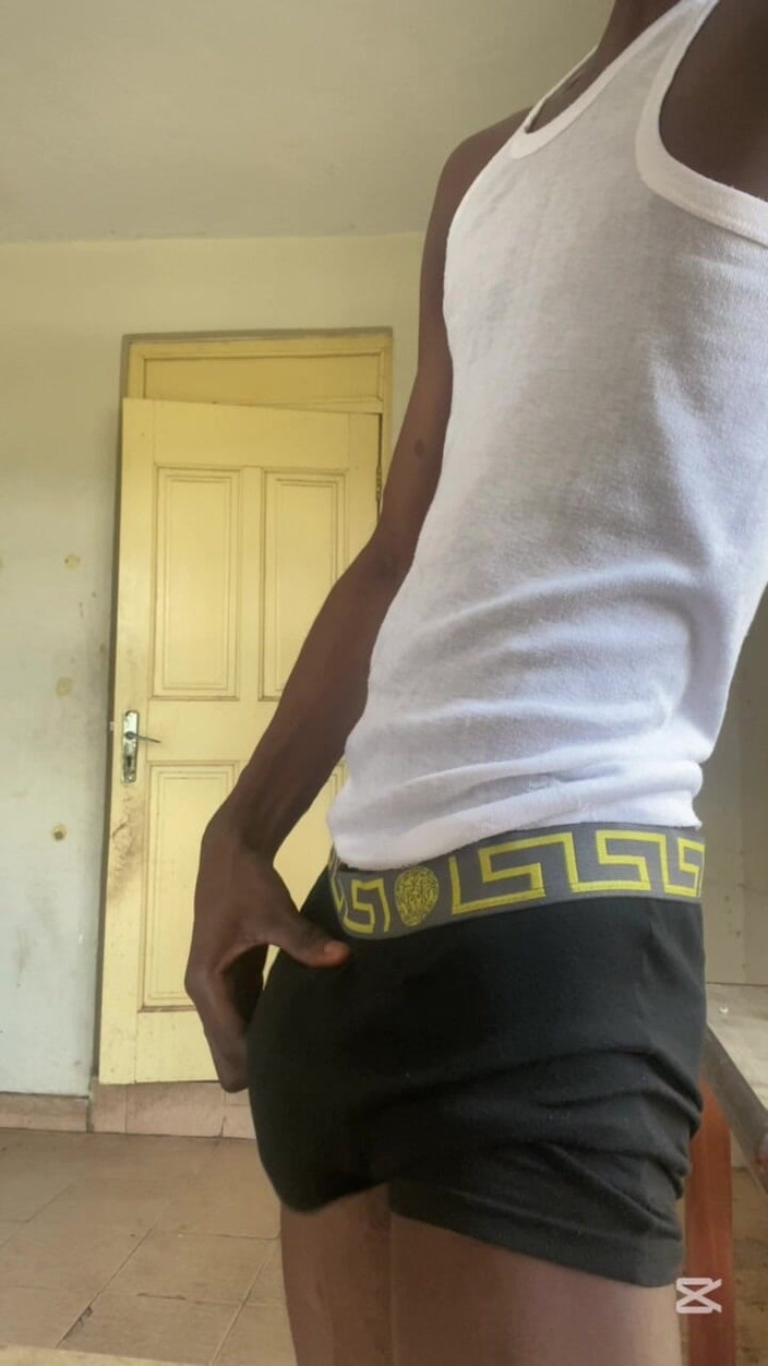 Slimniqqa: 大学生がオナニーしながら射精